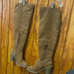 Brown Knee-High Women's Boots